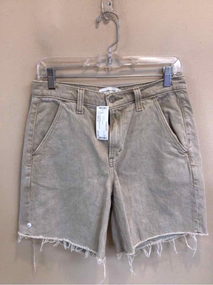 ABERCROMBIE & FITCH SIZE 4 Ladies SHORTS