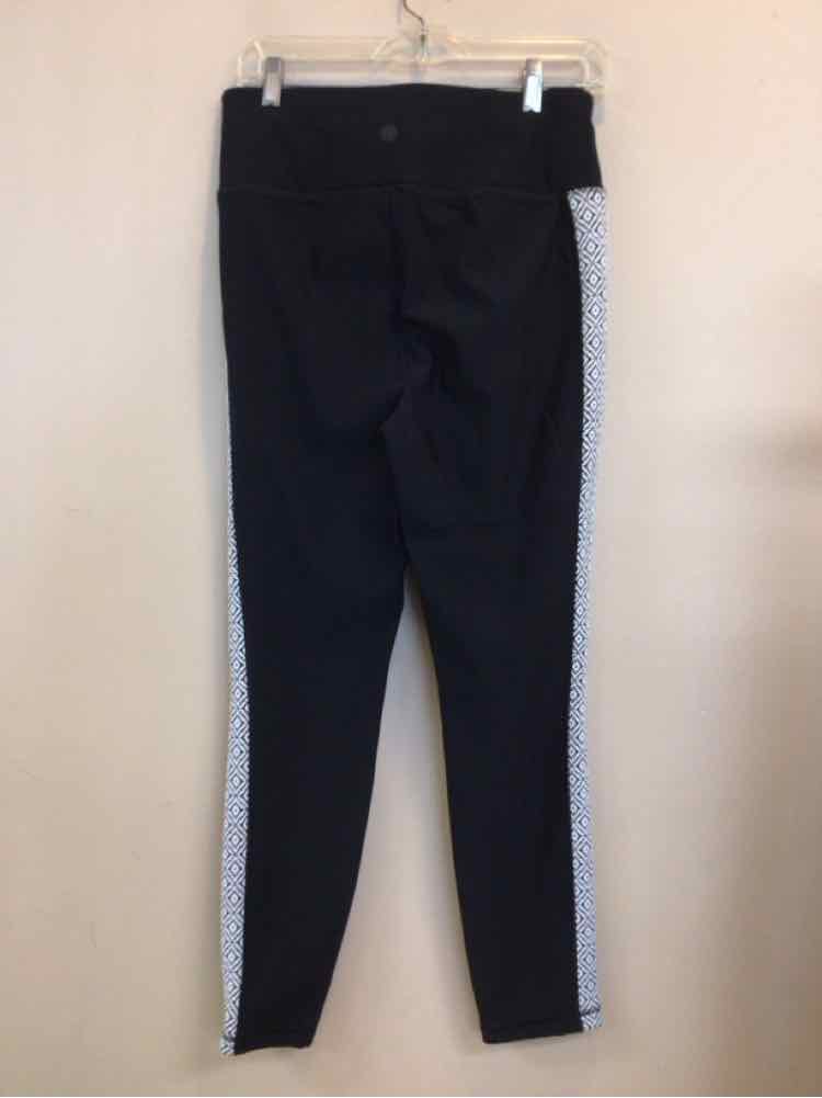 TALBOTS SIZE MEDIUM PET Ladies EXERCISE