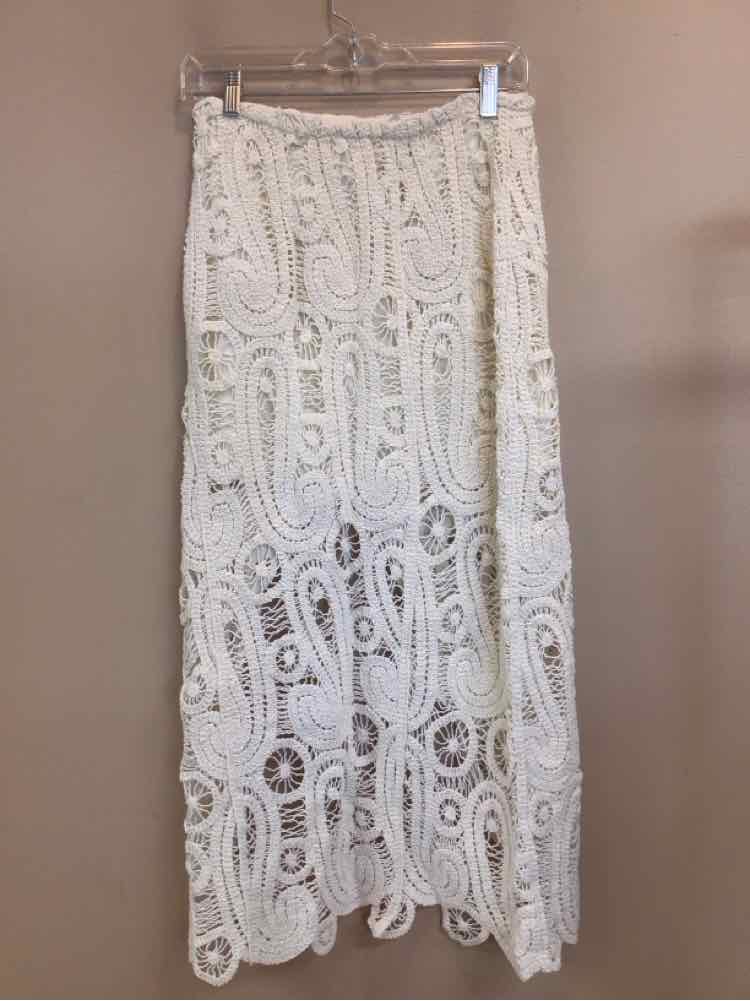 ULTRA PINK SIZE SMALL Ladies SKIRT
