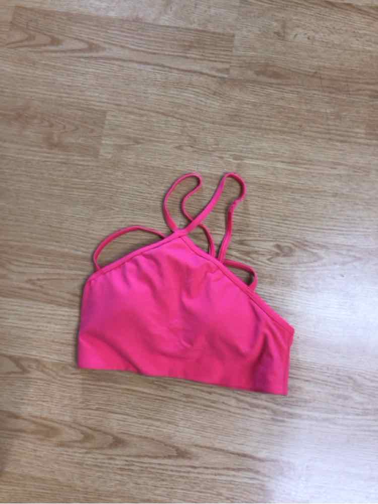 LULULEMON SIZE 6 Ladies EXERCISE
