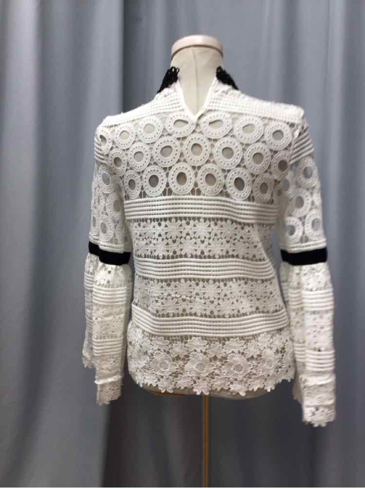 CHICWISH SIZE SMALL Ladies BLOUSE