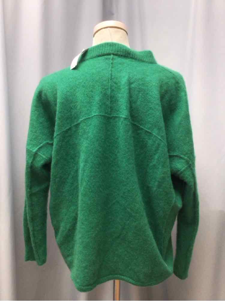 FREE PEOPLE SIZE MEDIUM Ladies TOP