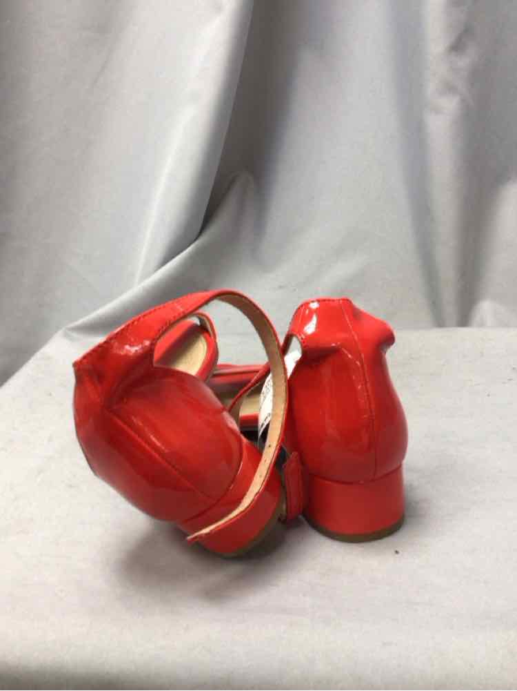 OLD NAVY SIZE 8 Ladies SHOES