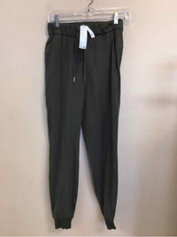 LULULEMON SIZE 2 Ladies EXERCISE