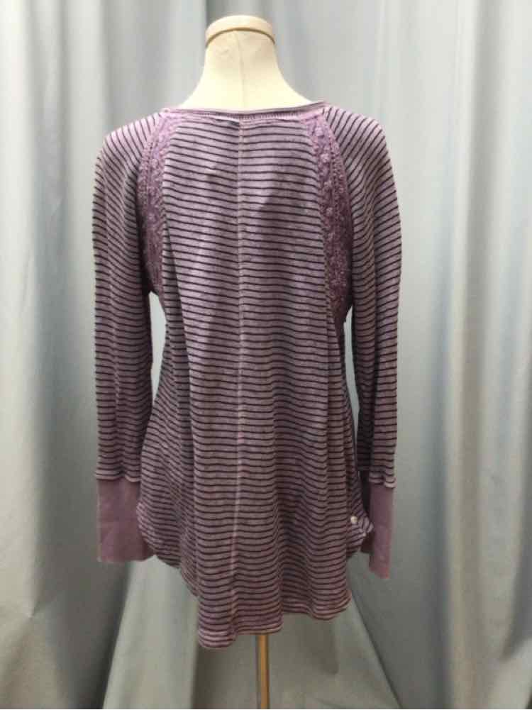 SOFT SURROUNDINGS SIZE LARGE Ladies TOP