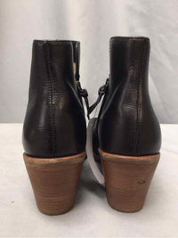 SOFT SIZE 10 1/2 Ladies SHOES