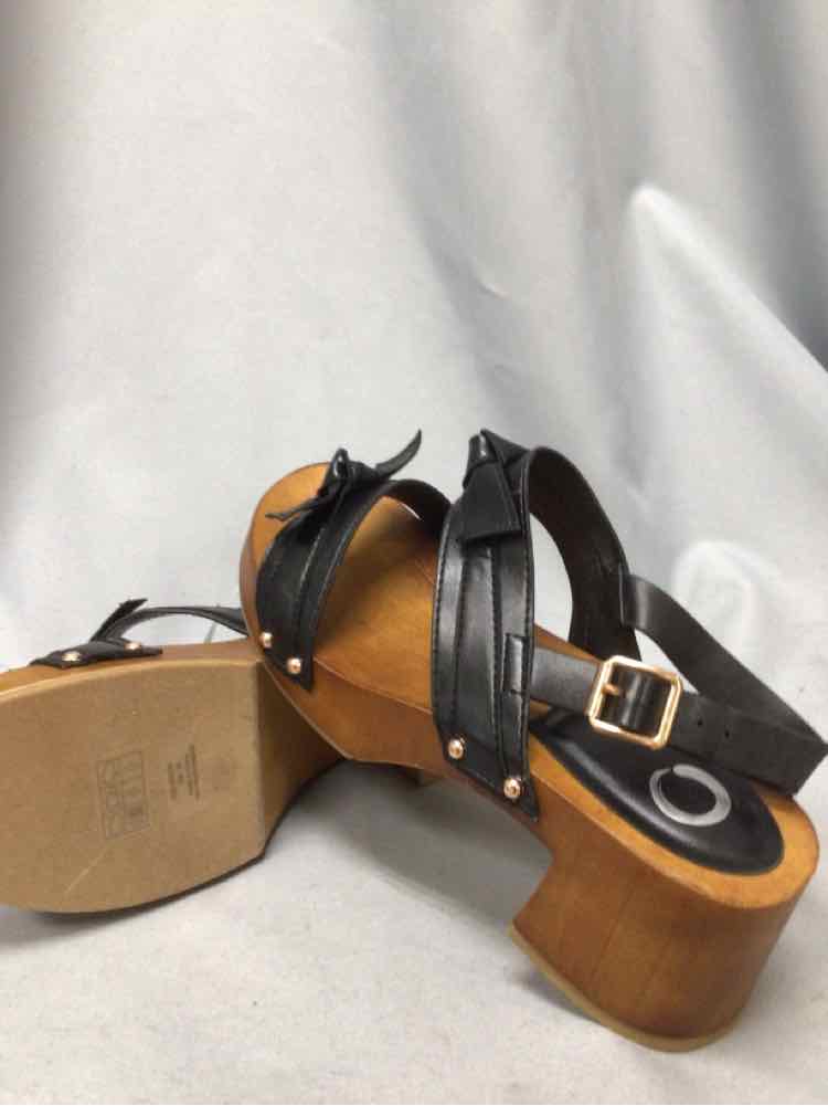 SIZE 10 Ladies SHOES