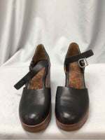 BOC SIZE 9 1/2 Ladies SHOES