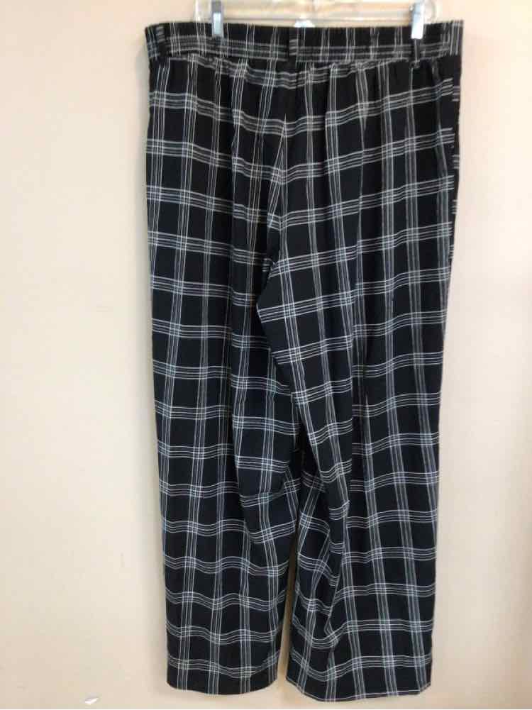 TORRID SIZE 14 Ladies PANTS
