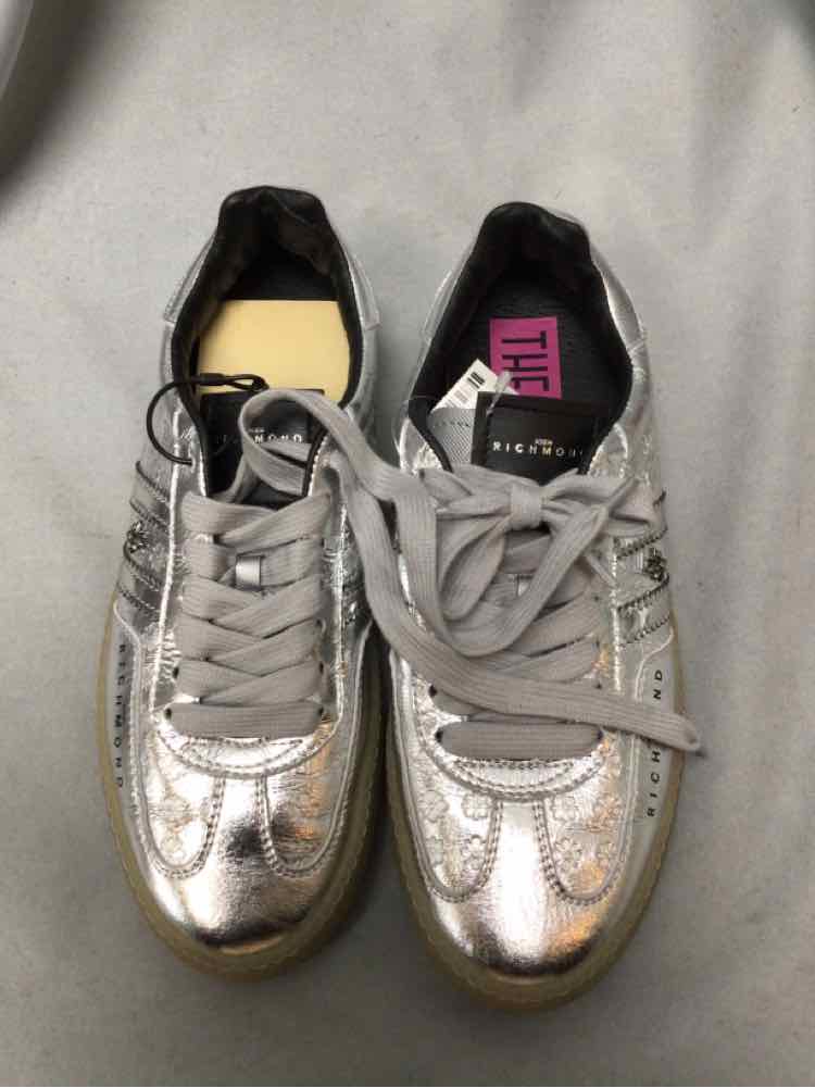 JOHN RICHMOND SIZE 38 Ladies SHOES