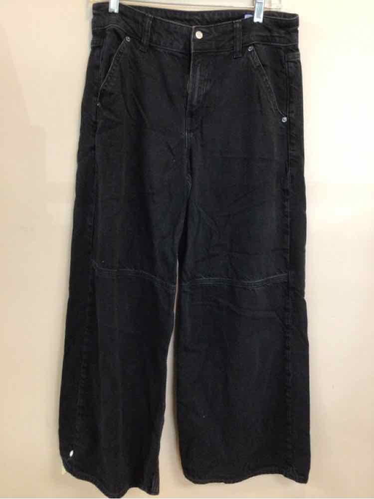 GAP SIZE 4 Ladies JEANS