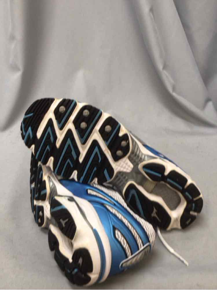 MIZUNO SIZE 9 Ladies SHOES