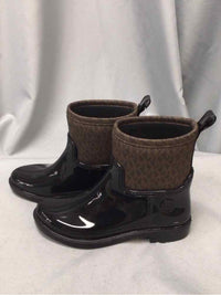 MICHAEL KORS SIZE 6 Ladies SHOES