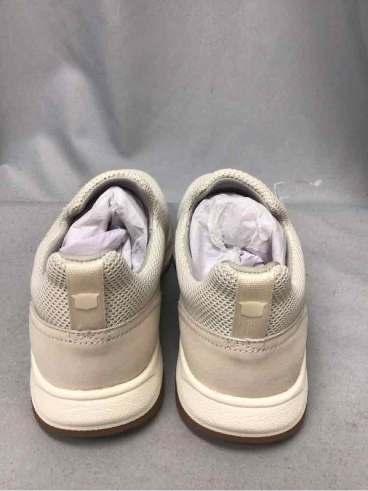 SIZE 9 1/2 FLORSHEIM Men's SHOES