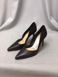 VINCE CAMUTO SIZE 8 Ladies SHOES