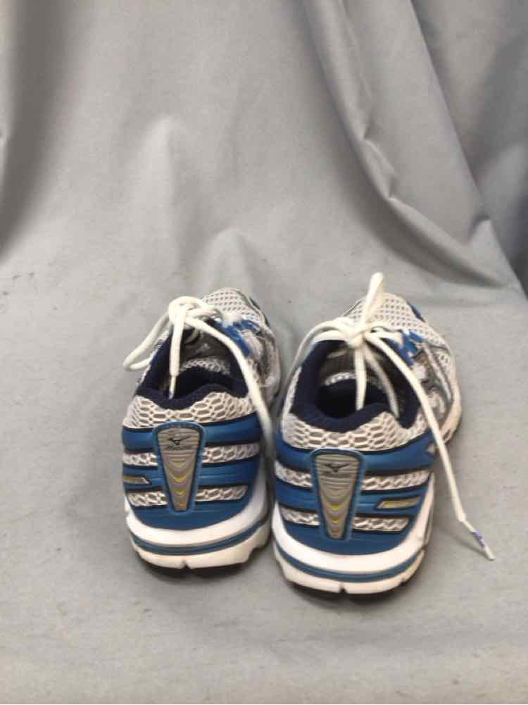 MIZUNO SIZE 9 Ladies SHOES