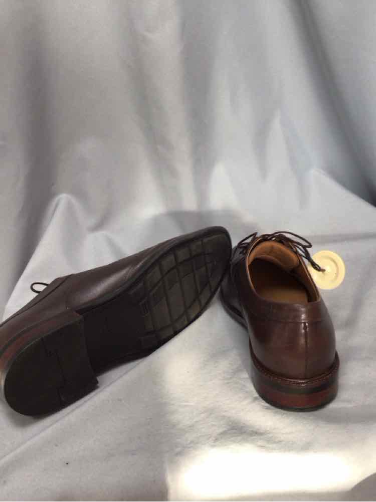 SIZE 10 1/2 MELTONIAN Men's SHOES