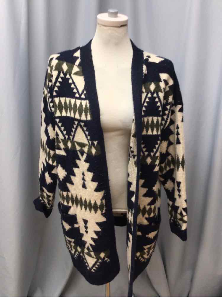 LUCKY SIZE LARGE Ladies TOP