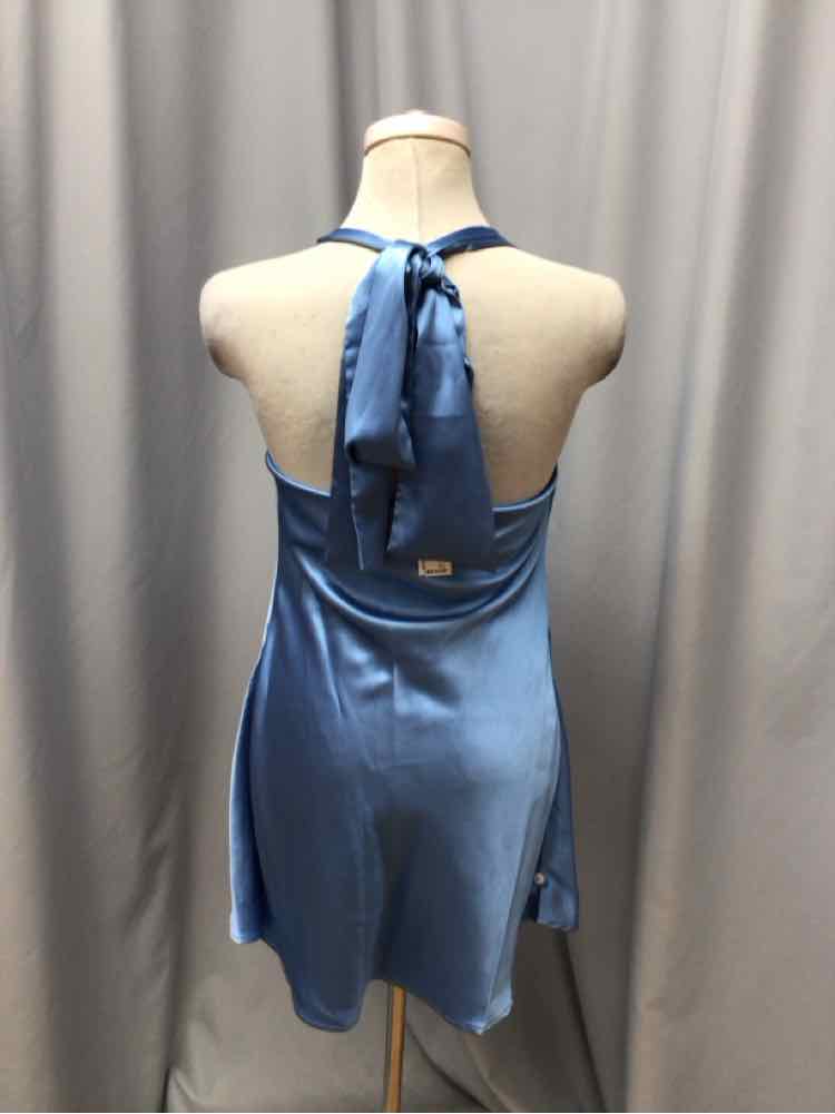 CANTON WALKER SIZE MEDIUM Ladies DRESS