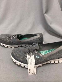 SKECHERS SIZE 10 Ladies SHOES