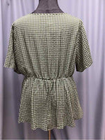 BLOOMCHIC SIZE 18/20 Ladies BLOUSE
