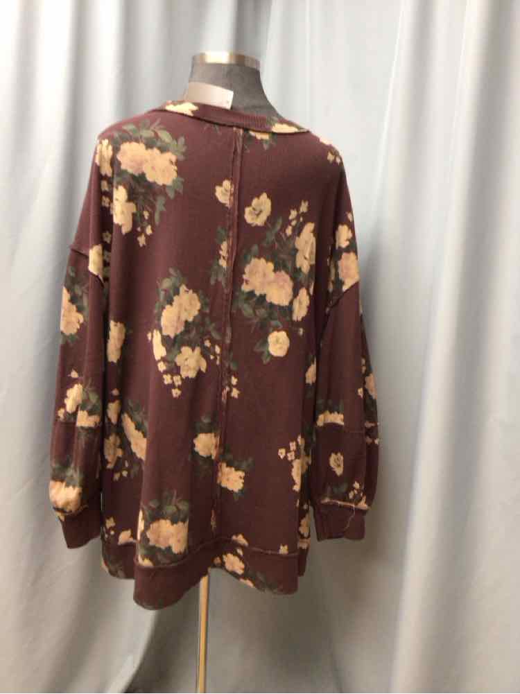 TORRID SIZE 3 X Ladies TOP