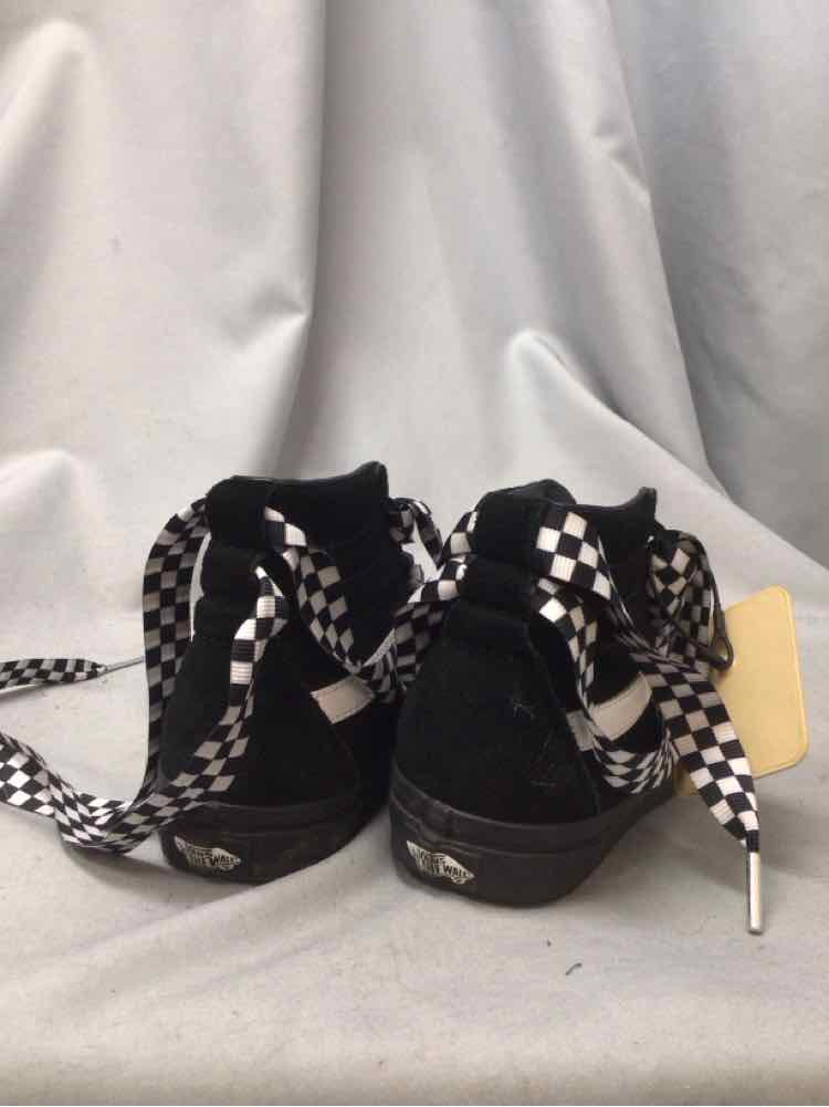 VANS SIZE 8 1/2 Ladies SHOES