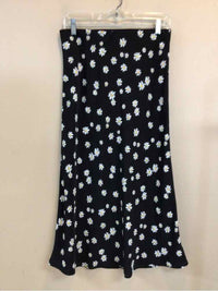 JUN AND IVY SIZE LARGE Ladies SKIRT