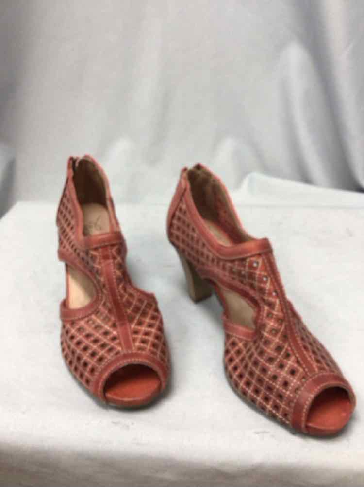 PIKOLINOS SIZE 39 Ladies SHOES