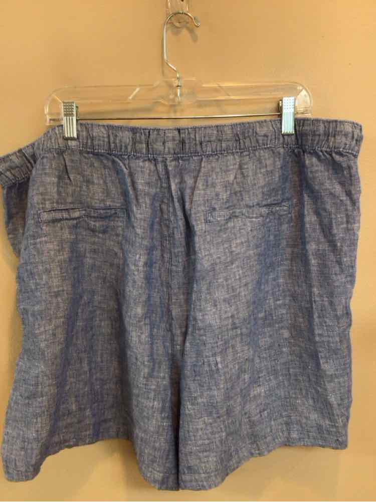 TAHARI SIZE 3 X Ladies SHORTS