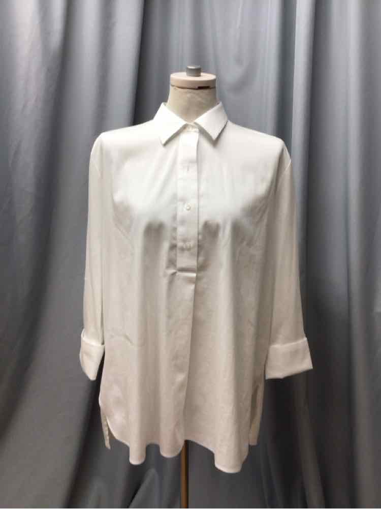 CHICOS SIZE 8 Ladies BLOUSE