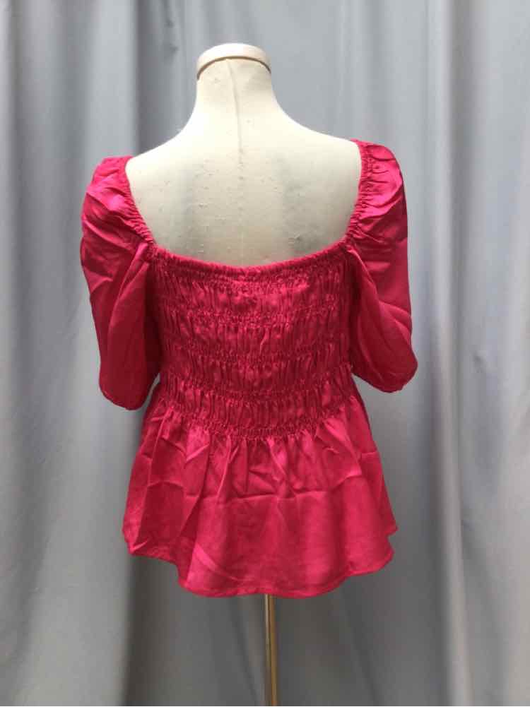 UMGEE SIZE LARGE Ladies BLOUSE