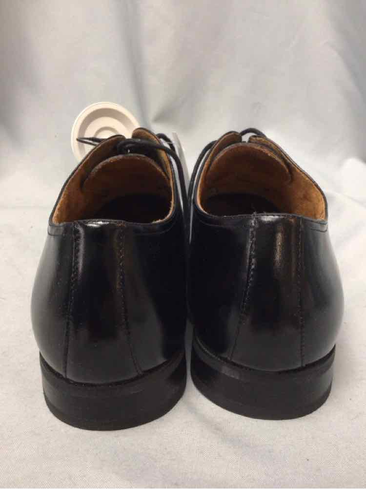 SIZE 11 1/2 FLORSHEIM Men's SHOES