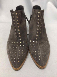 1 STATE SIZE 9 1/2 Ladies SHOES
