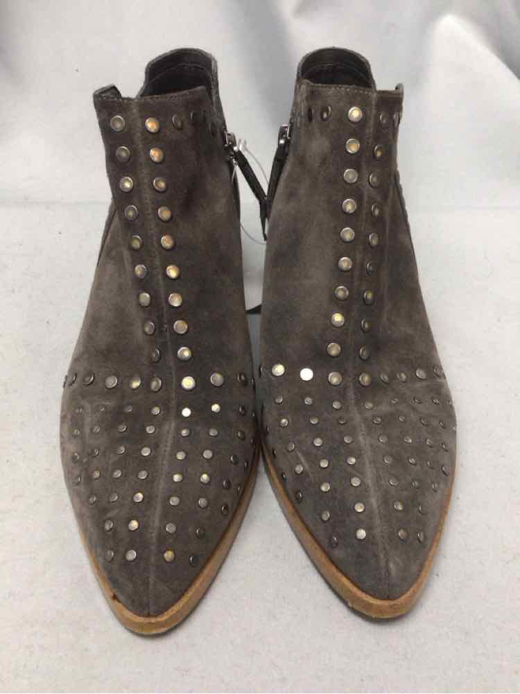 1 STATE SIZE 9 1/2 Ladies SHOES