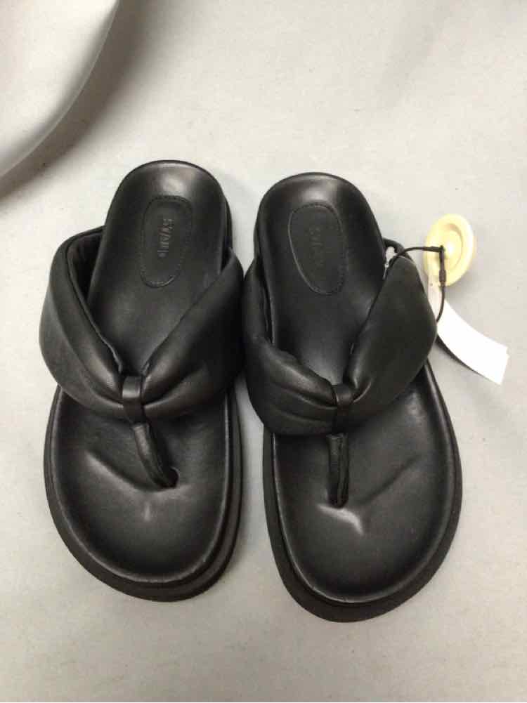 STAUD SIZE 38 Ladies SHOES