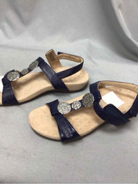 VIONIC SIZE 8 Ladies SHOES