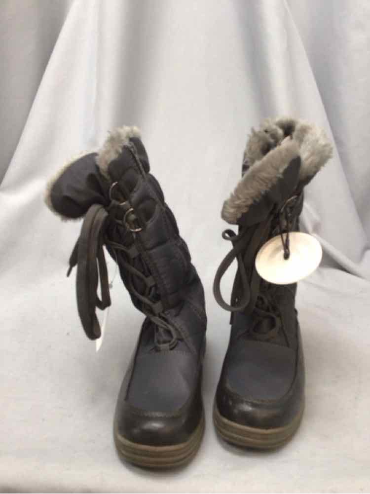 TOTES SIZE 8 Ladies SHOES