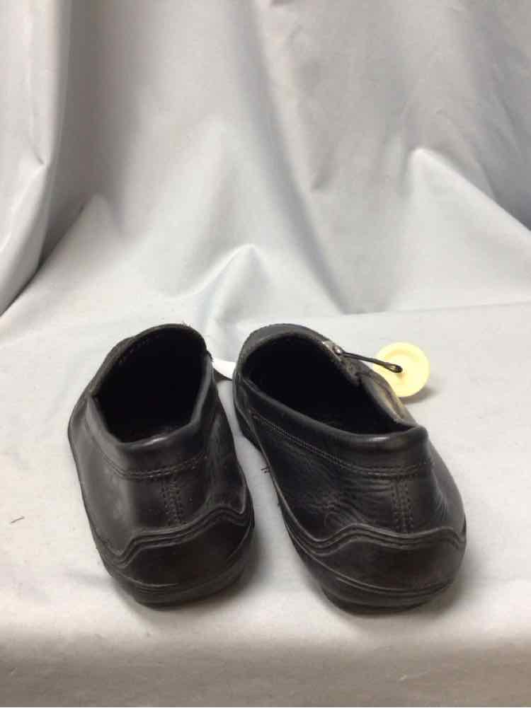 SIZE 13 Men's SHOES