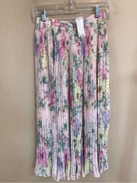H & M SIZE 4 Ladies SKIRT