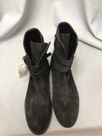 STUART WEITZMAN SIZE 8 Ladies SHOES