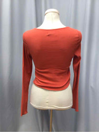 URBAN OUTFITTERS SIZE MEDIUM Ladies TOP