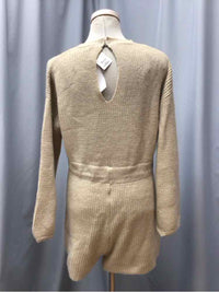 VERNACULAR SIZE SMALL Ladies DRESS