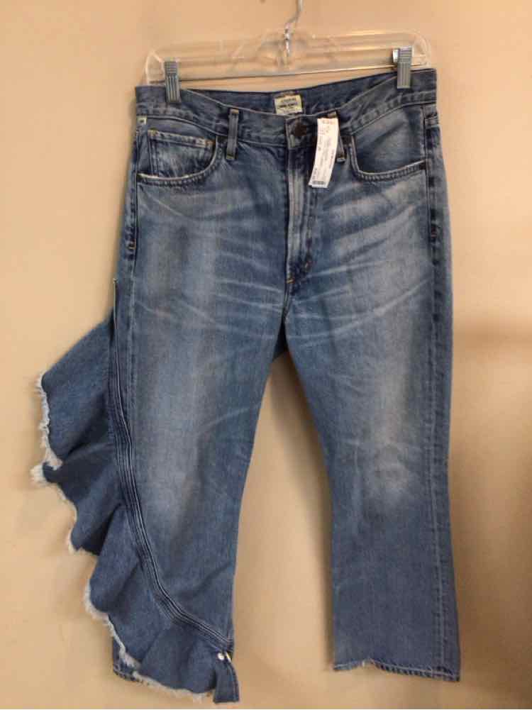 CITIZENS OF HUMANITY SIZE 28 Ladies JEANS