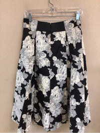 ELIZA J SIZE 4 Ladies SKIRT
