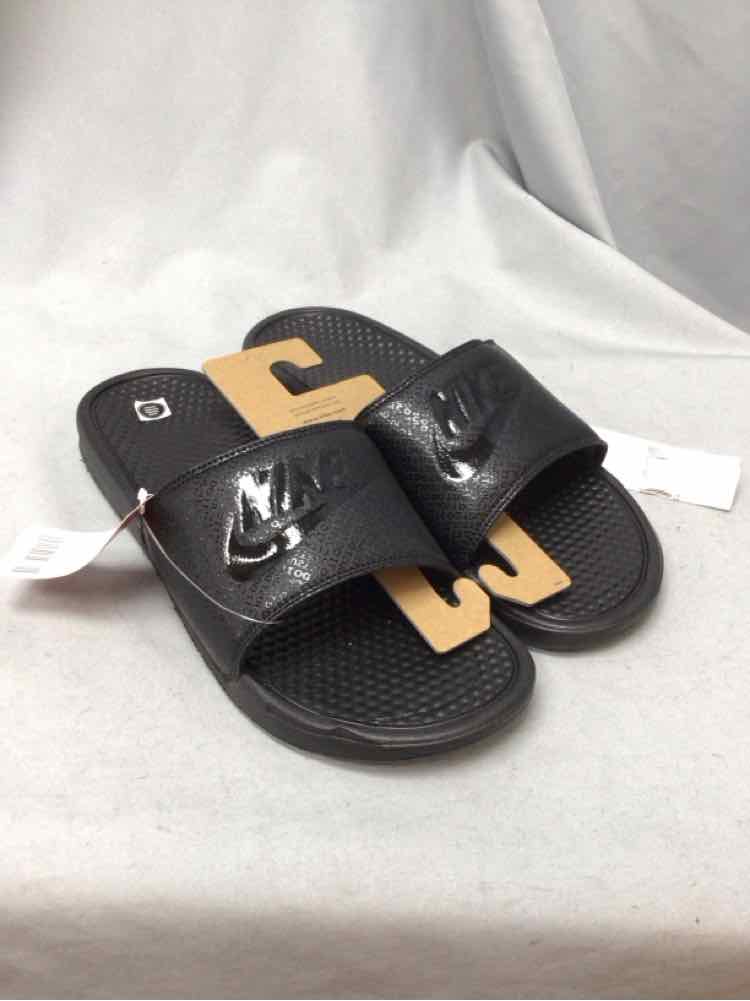 SIZE 14 NIKE Men's SHOES