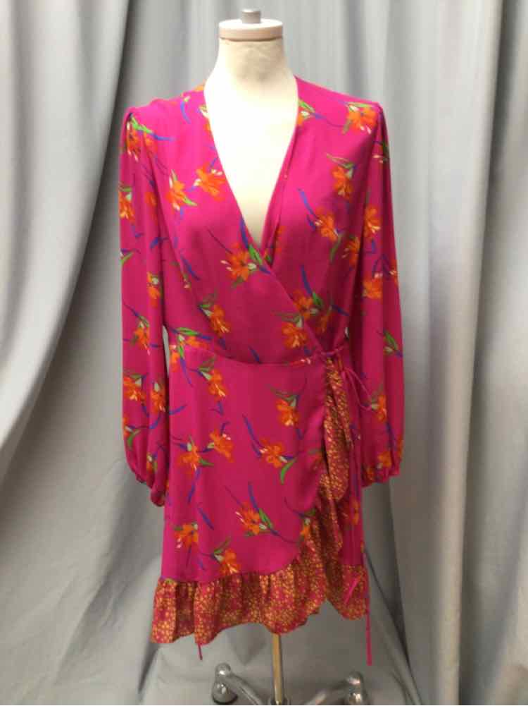 CHANLER HENRY SIZE LARGE PET Ladies DRESS