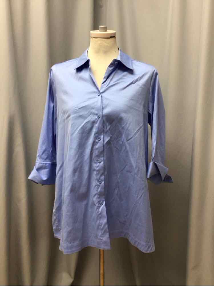 CHICOS SIZE 8 Ladies BLOUSE