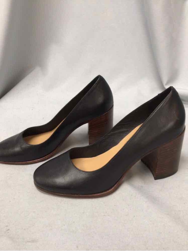 PATRICIA NASH SIZE 7 1/2 Ladies SHOES