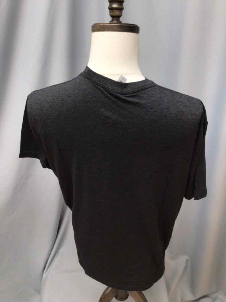 SIZE X LARGE NEXT LEVEL Men's SHIRTS